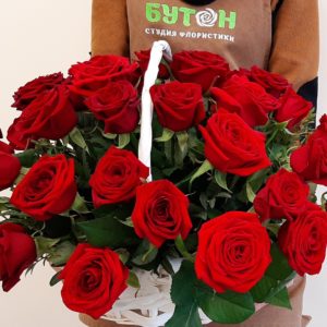 Корзина красных роз
35 шт