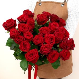 Red Naomi  25 шт. 
Под ленту